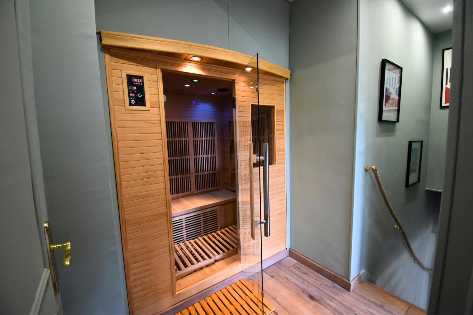 Charme Parisien : Sauna & Jardin Aubervilliers